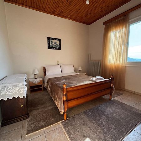 Georgaras Accommodation Platanoussa Eksteriør bilde