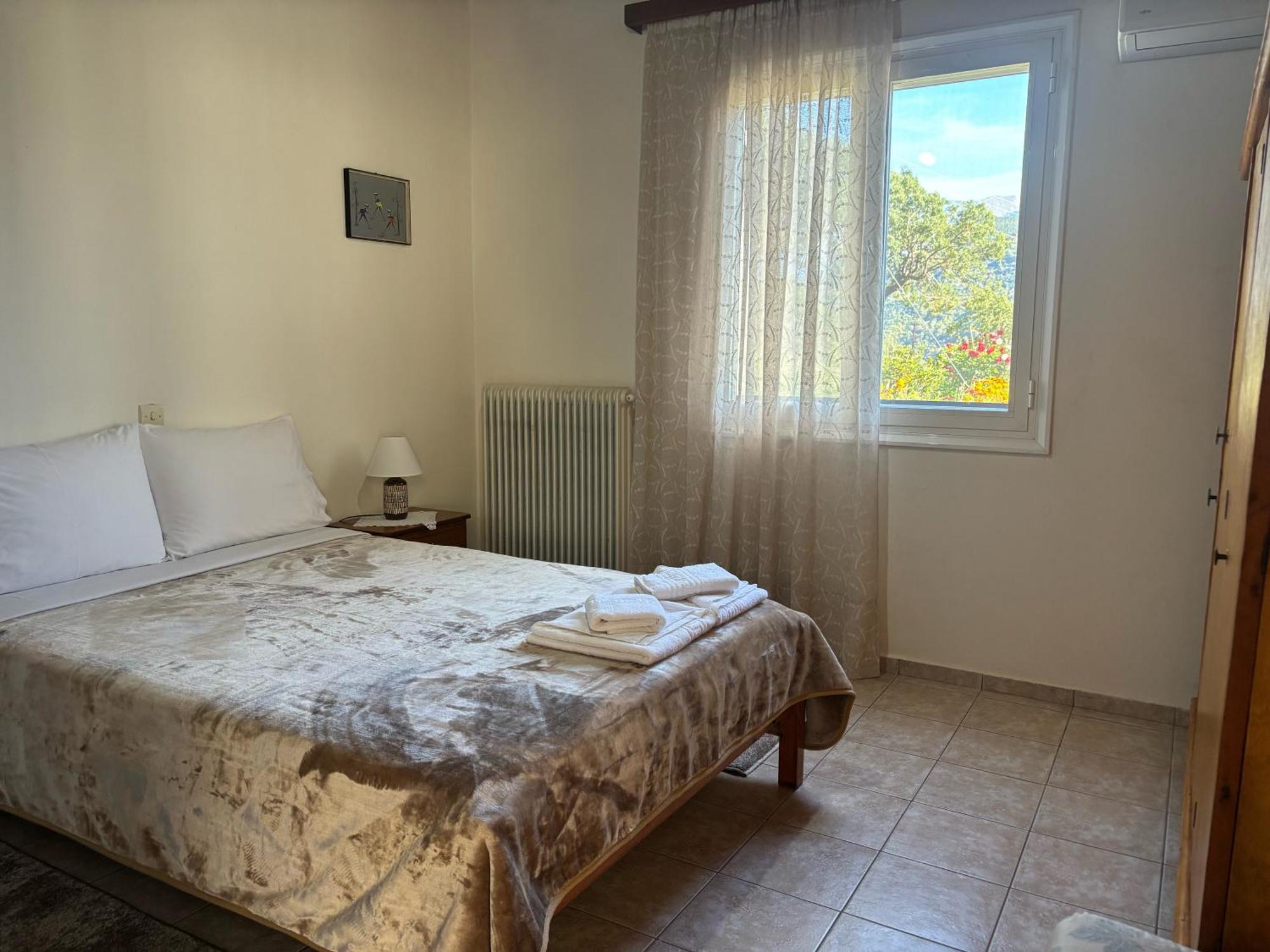 Georgaras Accommodation Platanoussa Eksteriør bilde