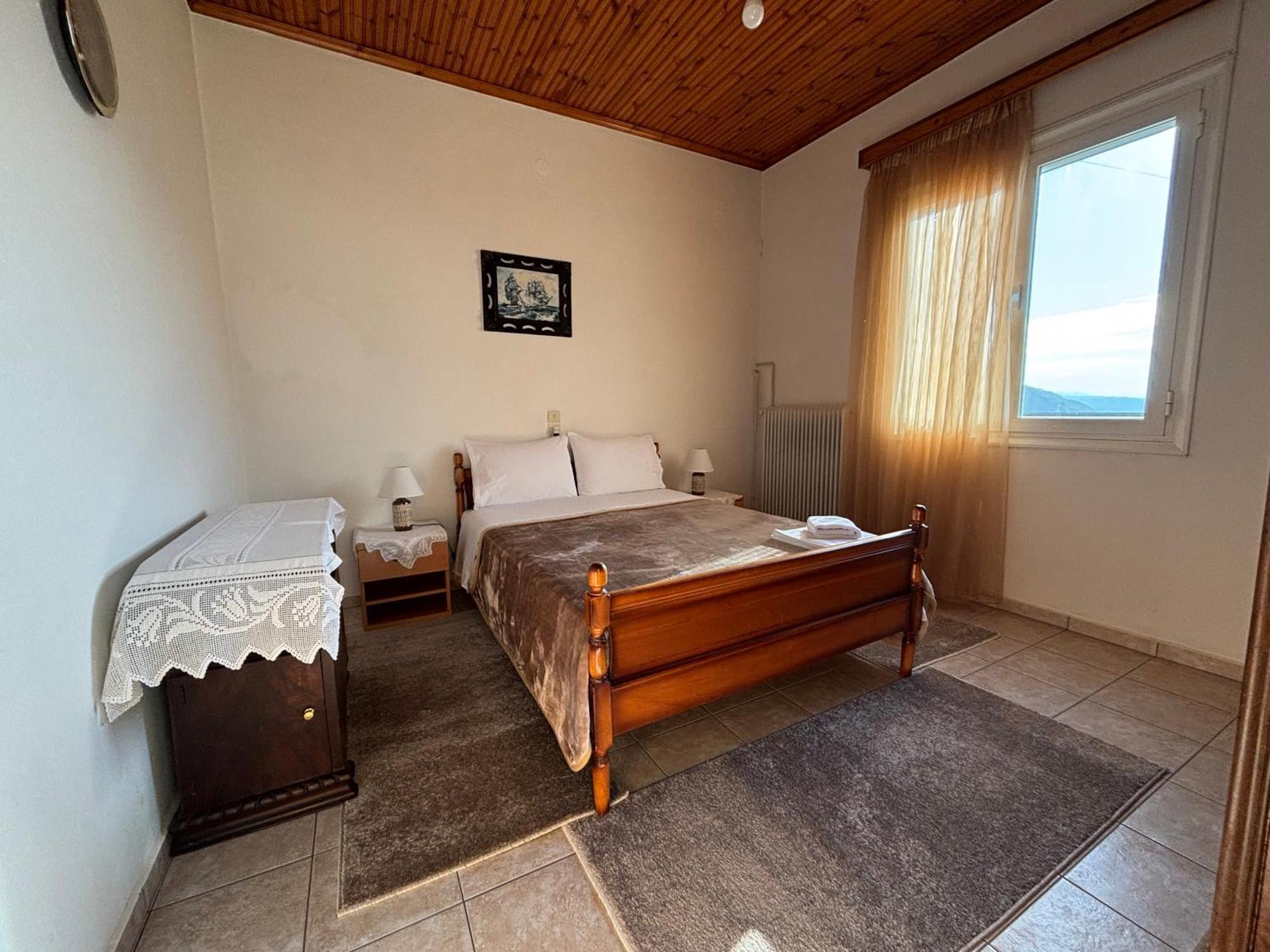 Georgaras Accommodation Platanoussa Eksteriør bilde